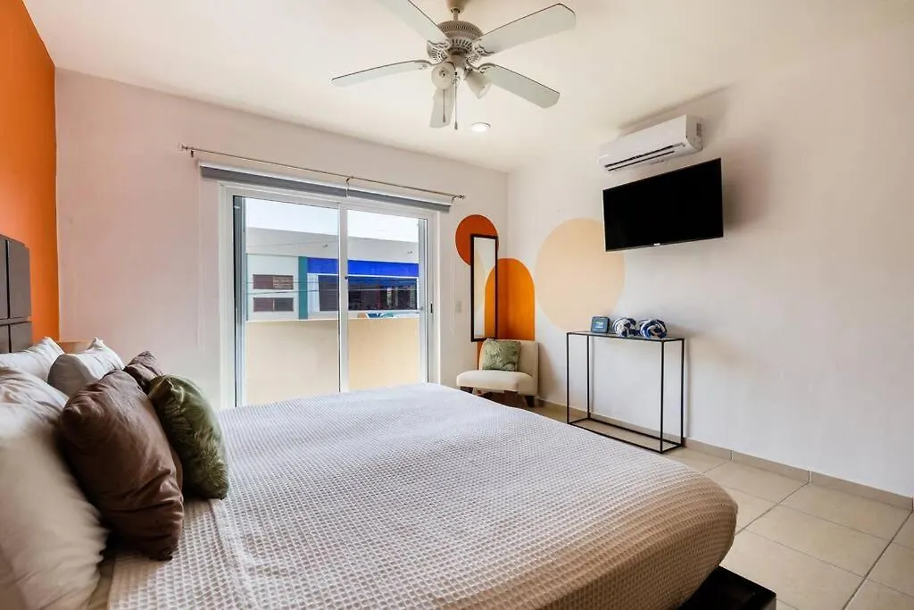 Apartment Spacious 2 Bedroom And Big Terrace Condo In Centro Playa del Carmen Mexico
