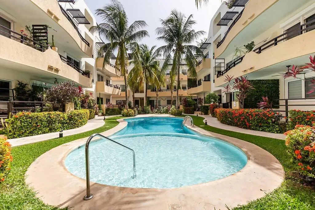 Apartment Spacious 2 Bedroom And Big Terrace Condo In Centro Playa del Carmen Mexico