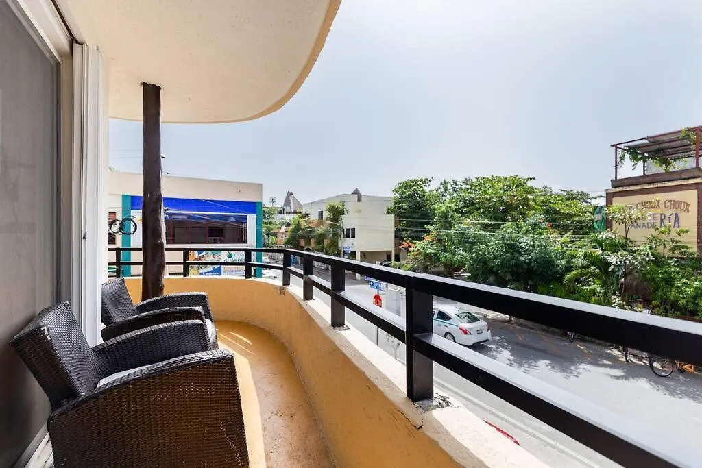 Spacious 2 Bedroom And Big Terrace Condo In Centro Playa del Carmen Mexico
